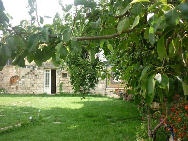 El Achkar Guesthouse Beit ed-Dine Exteriör bild